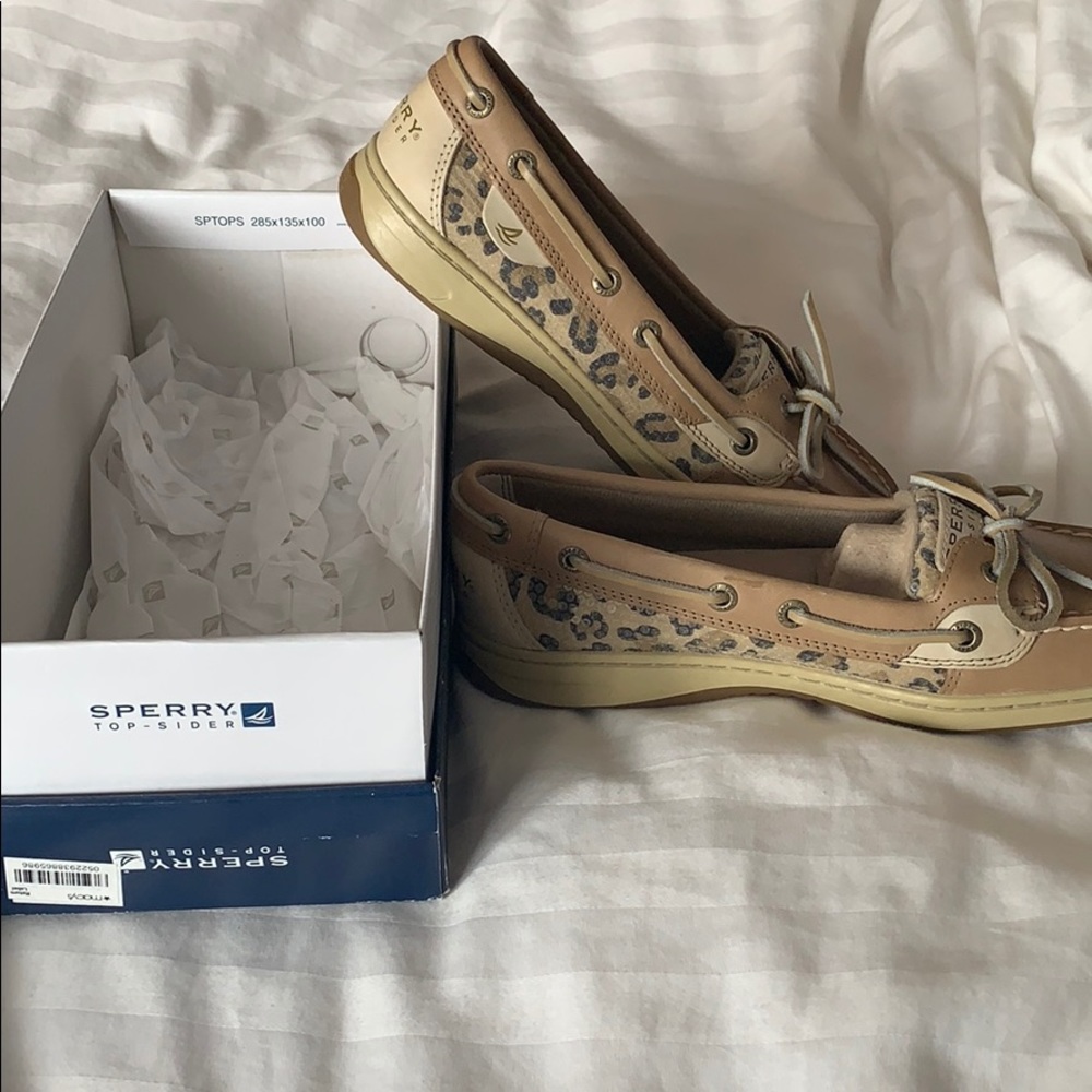 Leopard Print Sperrys
